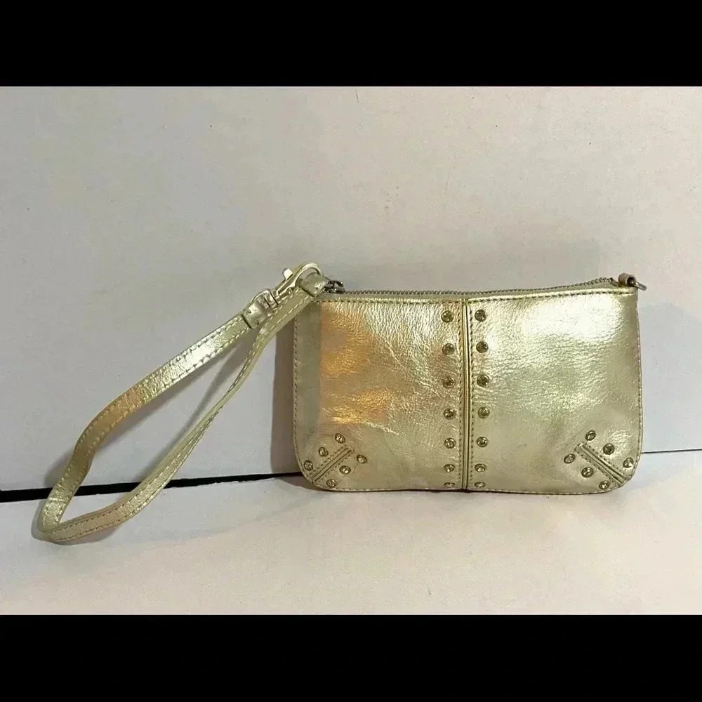 Michael kors silver leather wristlet bag